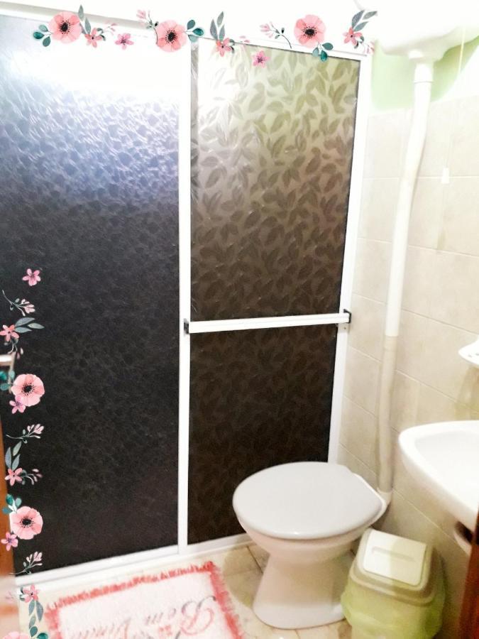Residencial Azaleas Place 푸에르토이과수 외부 사진