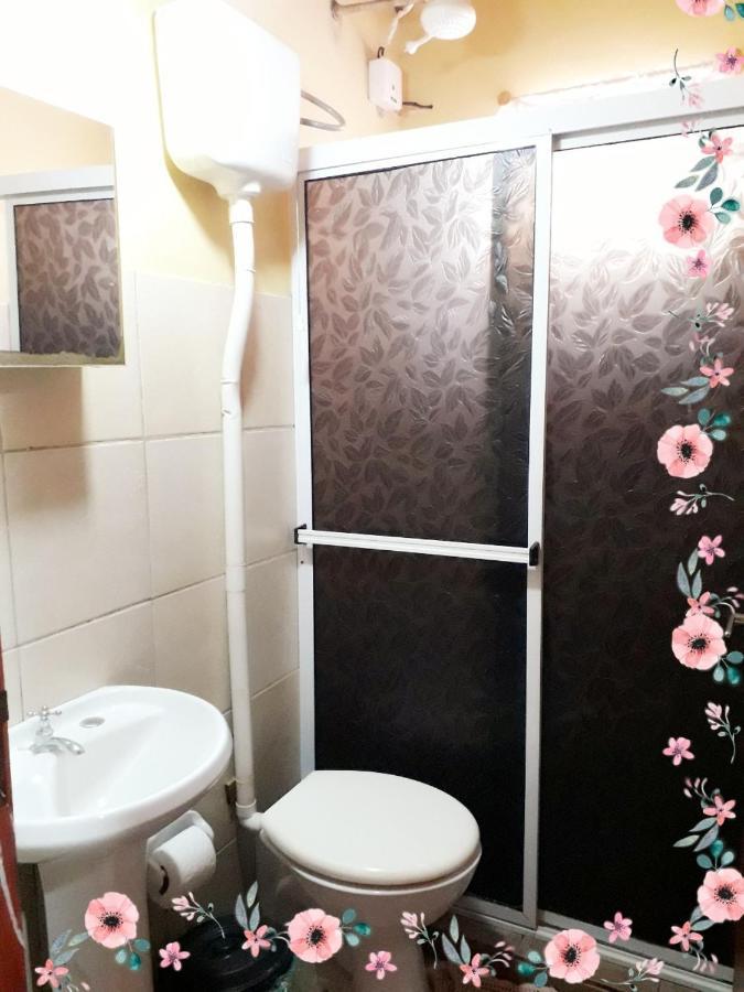 Residencial Azaleas Place 푸에르토이과수 외부 사진