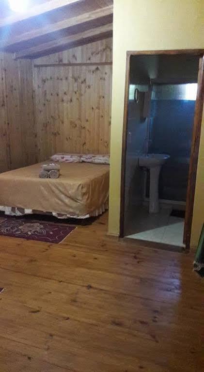 Residencial Azaleas Place 푸에르토이과수 외부 사진
